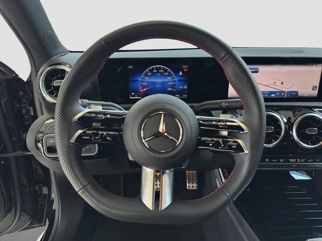 Fahrzeugabbildung Mercedes-Benz A 200 Kompaktlimousine AMG Line*Night Paket*LED