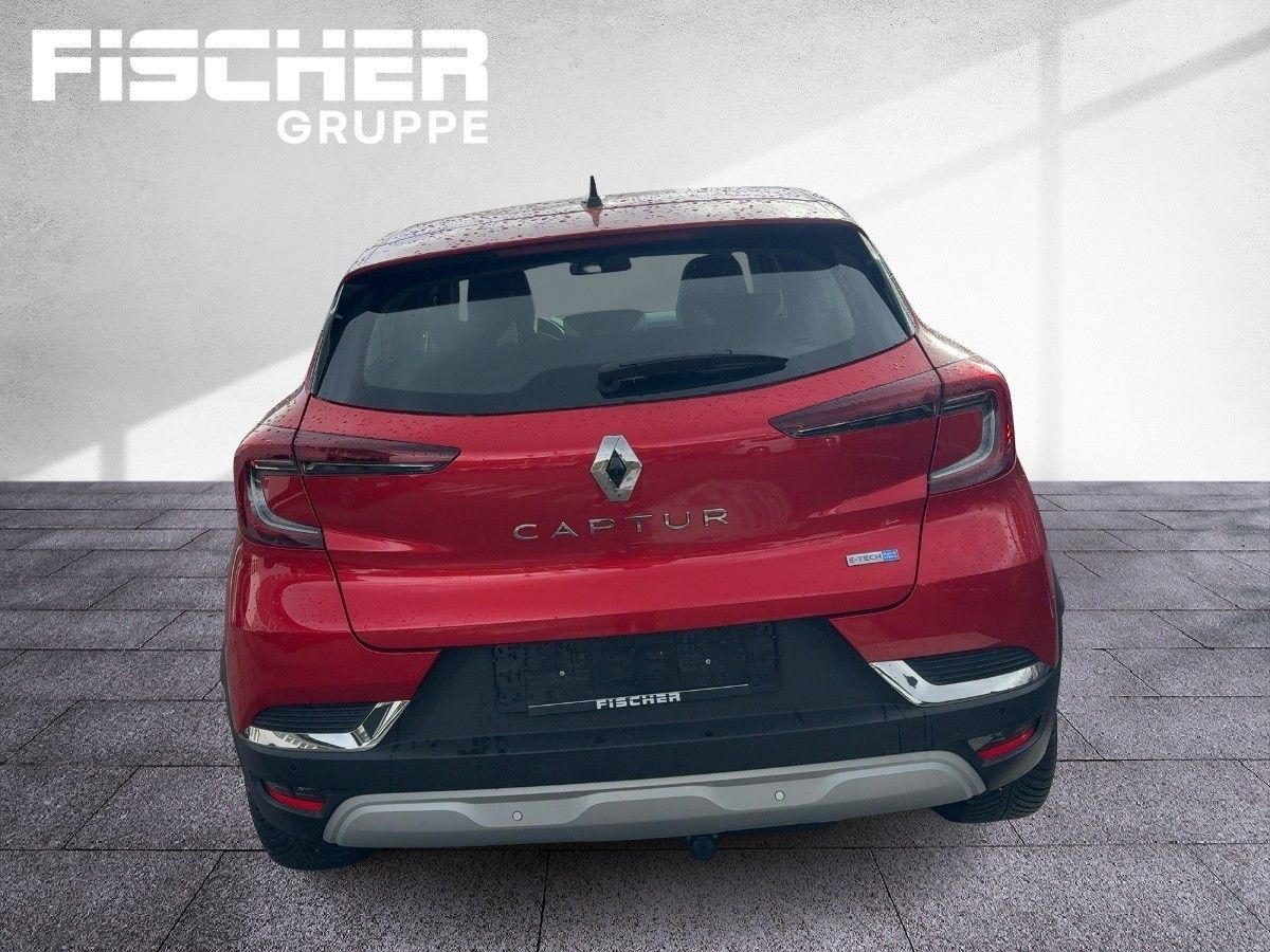 Fahrzeugabbildung Renault Captur II E-Tech 160 AHK