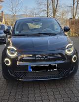 Fiat 500e La Prima Limousine 42 kWh La Prima - Fiat 500e von privat
