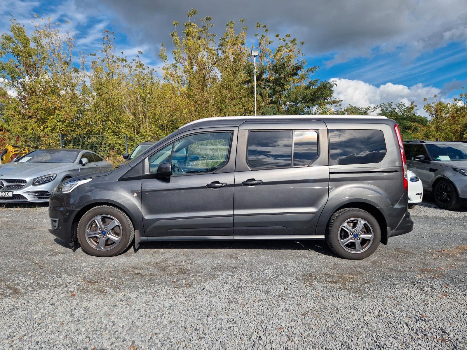 Ford Grand Tourneo Connect Titanium AT 7STZ AHK PANO