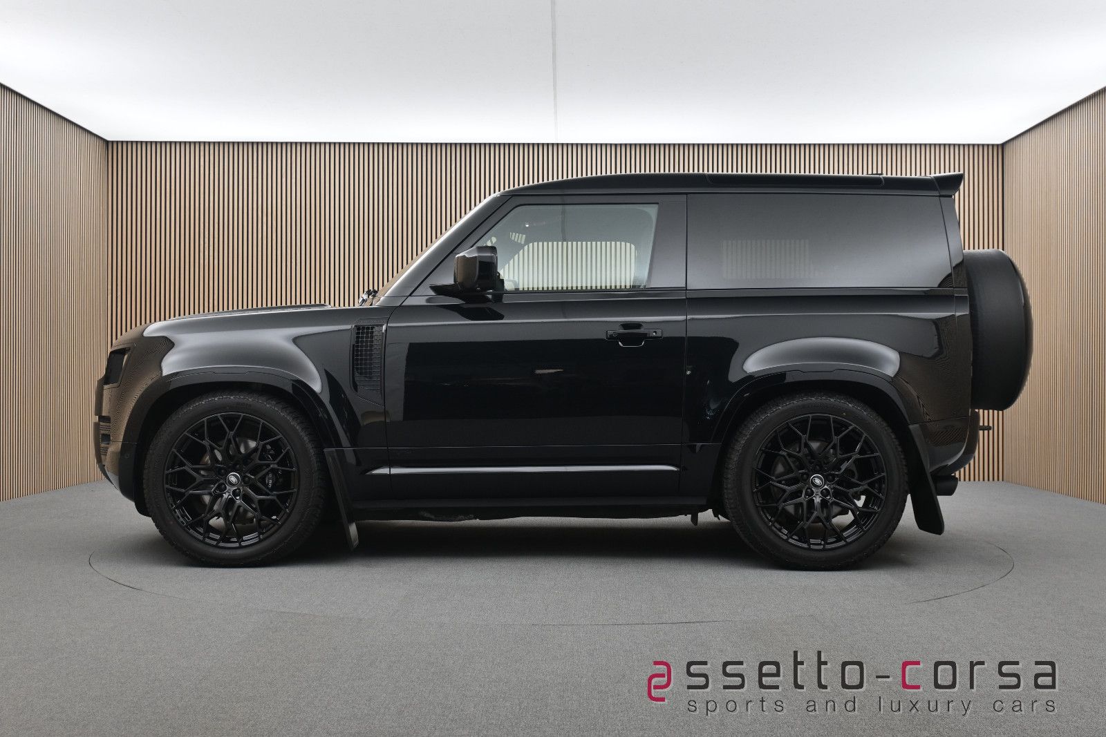 Land Rover Defender 90 P525 V8*Milltek*Matzker*Urban*AHK
