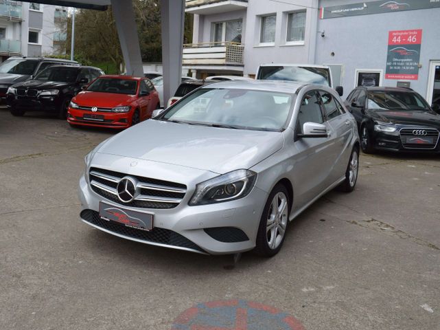 Mercedes-Benz A 220 CDI (BlueEFFICIENCY) 7G-DCT Urban*Navi*Sit