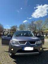 Mitsubishi Outlander 2.4 MIVEC Instyle Auto Instyle - gebrauchte Mitsubishi Outlander aus dem Jahr 2008