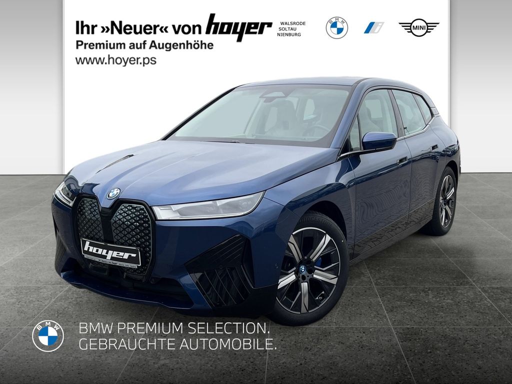 BMW iX