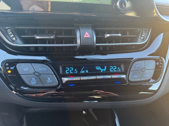 Toyota C-HR 2.0-l-VVTi Hybrid Team D. Navi Lenkr.Hg.