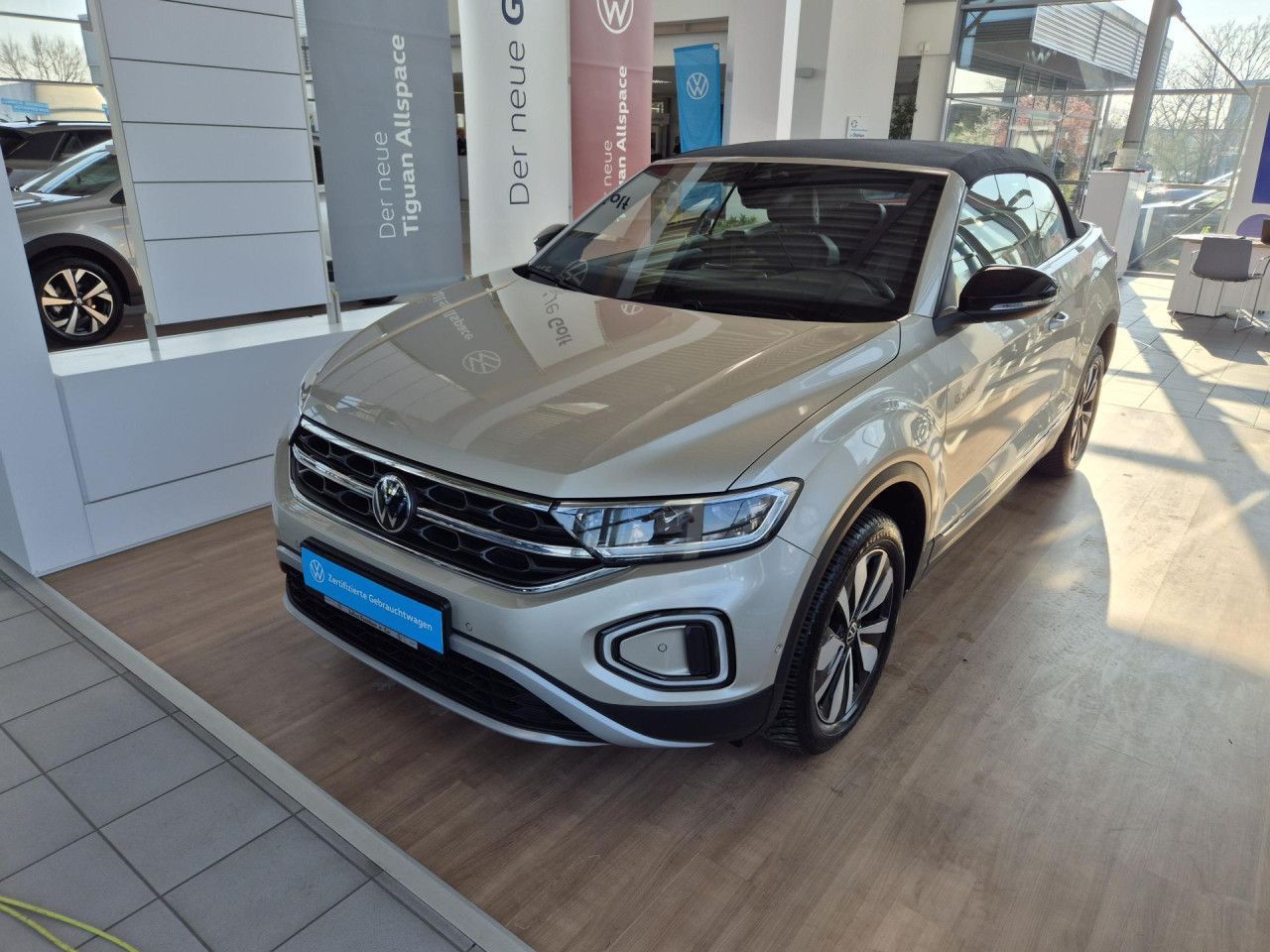 Volkswagen T-Roc Cabriolet Style GOAL AHK KAMERA NAVI LM foto 4