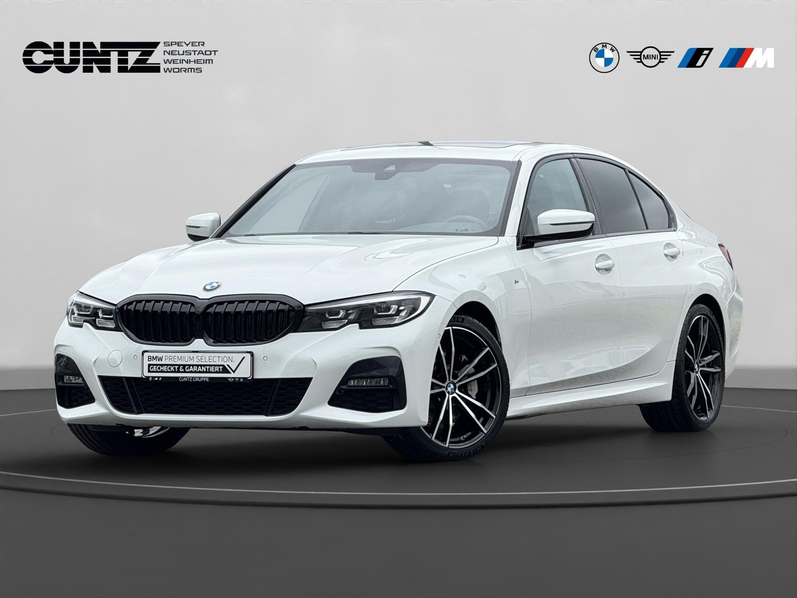 BMW 330i xDrive Limousine M Sport Glasdach ParkingAs