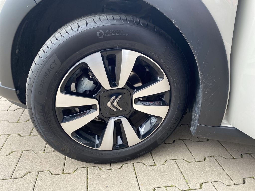 Fahrzeugabbildung Citroën C3 PT 83 S&S MAX *Sitzh*Navi*Cam*Carplay*Touch*