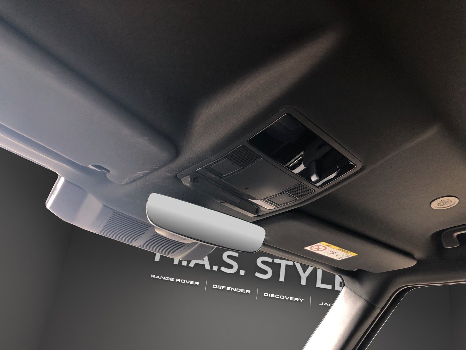 Fahrzeugabbildung Land Rover Defender 90 D250 X-Dynamic SE m. Winde