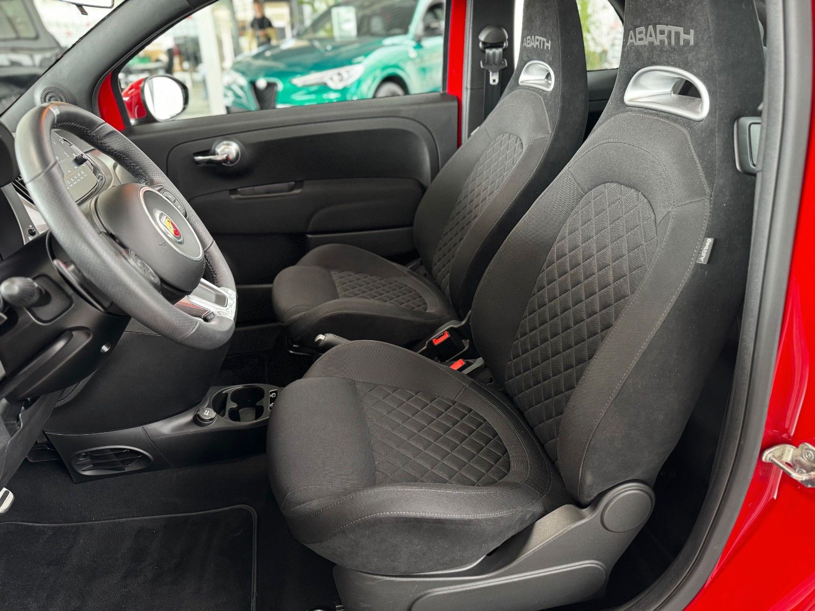 Fahrzeugabbildung Abarth 595 Cabrio Beats Bi-Xenon DAB+ Klima