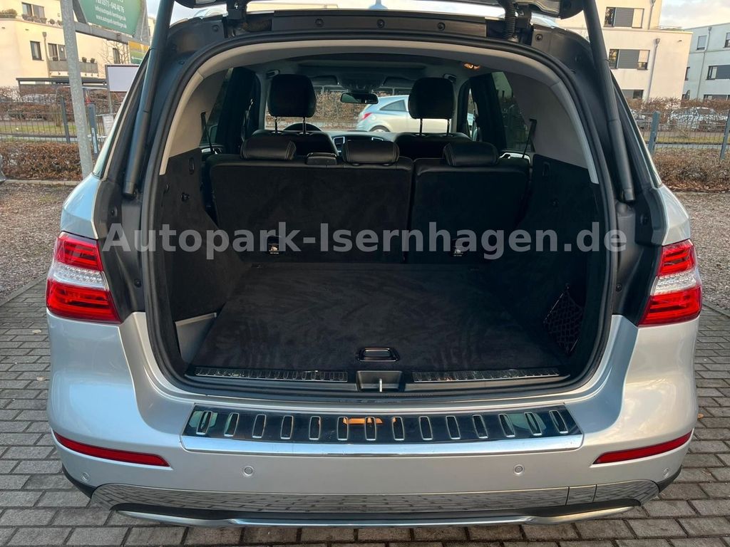 MERCEDES-BENZ ML 350 BlueTEC 4MATIC*Keyless*4xSZH*Pano*RFK*VOL MERCEDES-BENZ ML 350 BlueTEC 4MATIC*Keyless*4xSZH*Pano*RFK*VOL