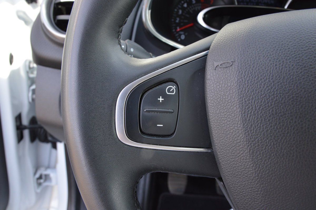 Fahrzeugabbildung Renault Clio IV Ganzjahresreifen Limited