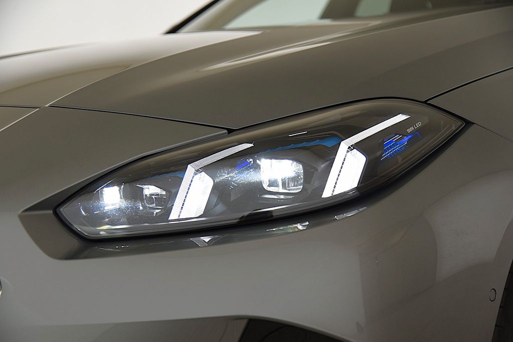 BMW 123