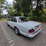 Jaguar XJ6 X300 US - Jaguar XJ6: X300