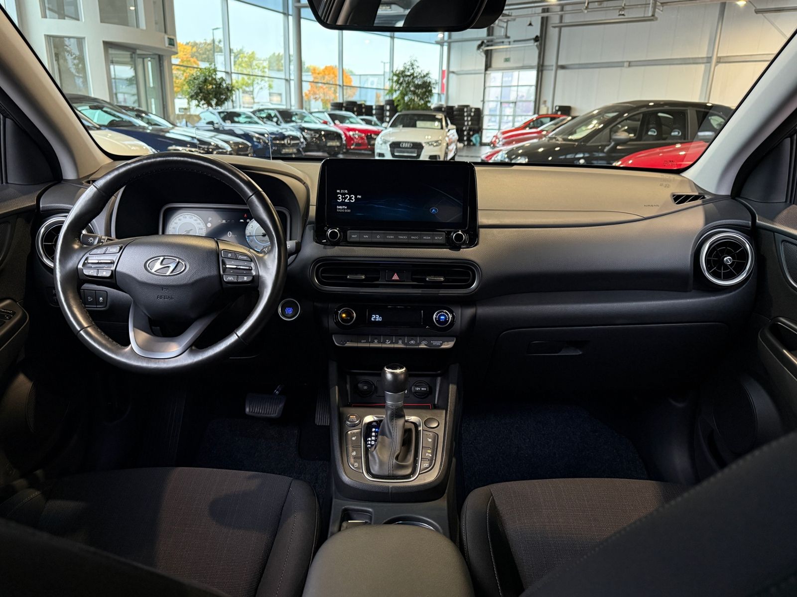 Fahrzeugabbildung Hyundai KONA Prime HUD ACC KAM LED