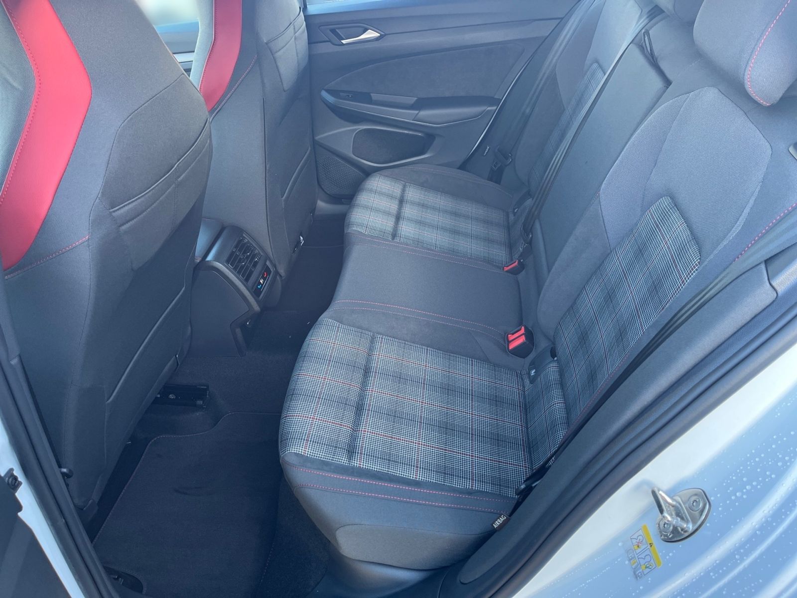 Volkswagen Golf - Bild 12