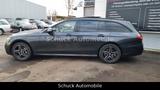 Mercedes-Benz E 300 de T 4Matic AMG-Line Pano 360°Ka Multibeam - Hybrid (Diesel/Elektro): Luftfederung