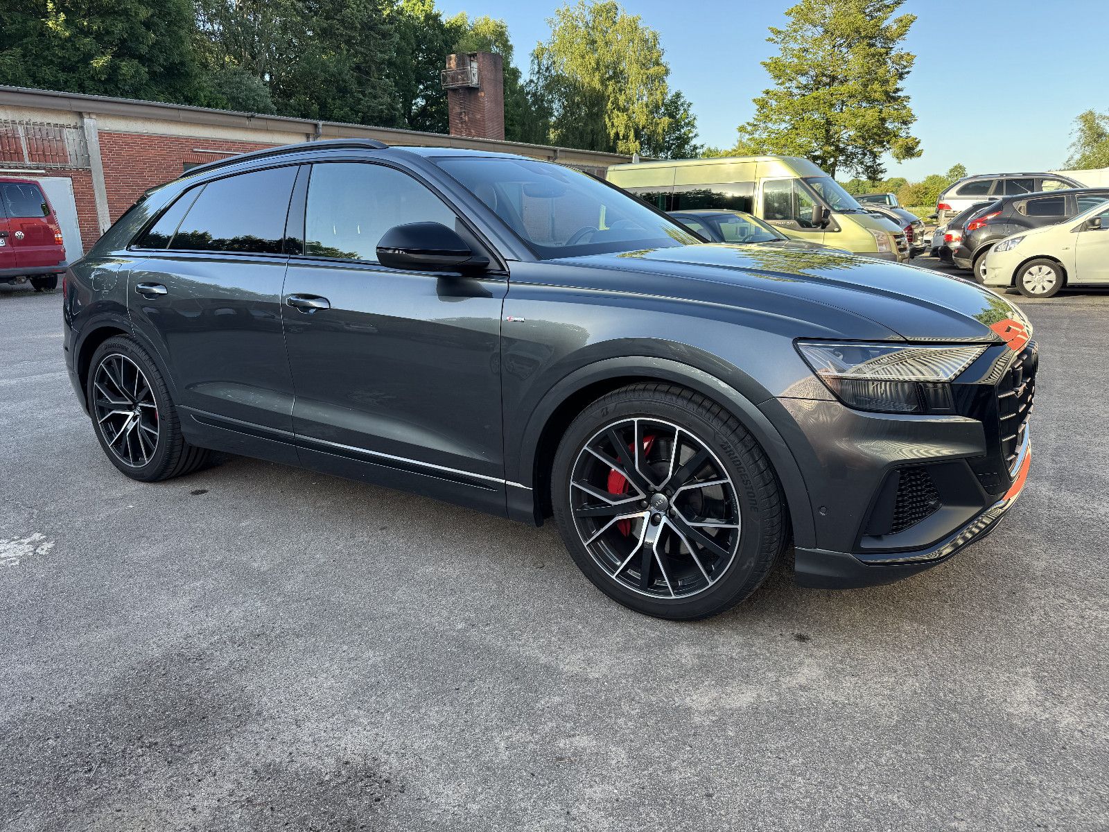 AUDI Q8 55 TFSI e quattro tiptronic -