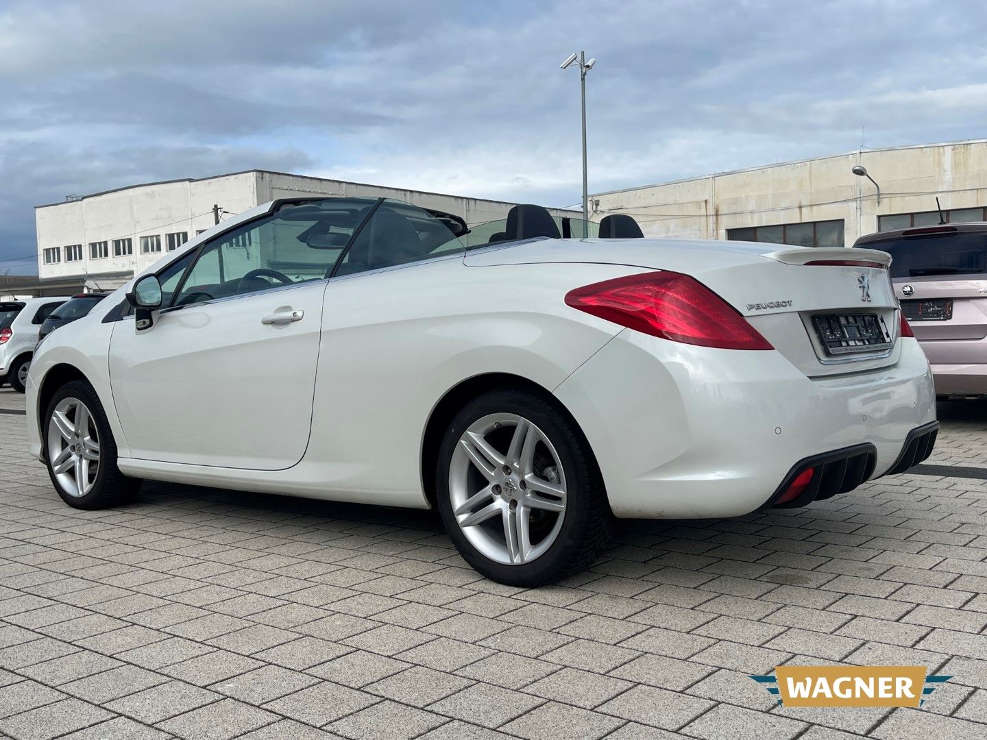 Fahrzeugabbildung Peugeot 308 CC Cabrio-Coupe Premium Klimaautomatik