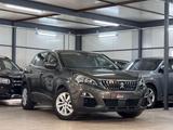 Peugeot 3008 Active Business SPUR*CARPLAY*DAB*VIR*1.HAND - Peugeot 3008: Business