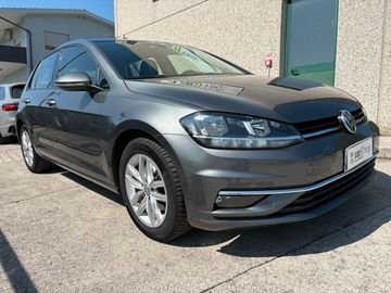 Volkswagen Golf - 3