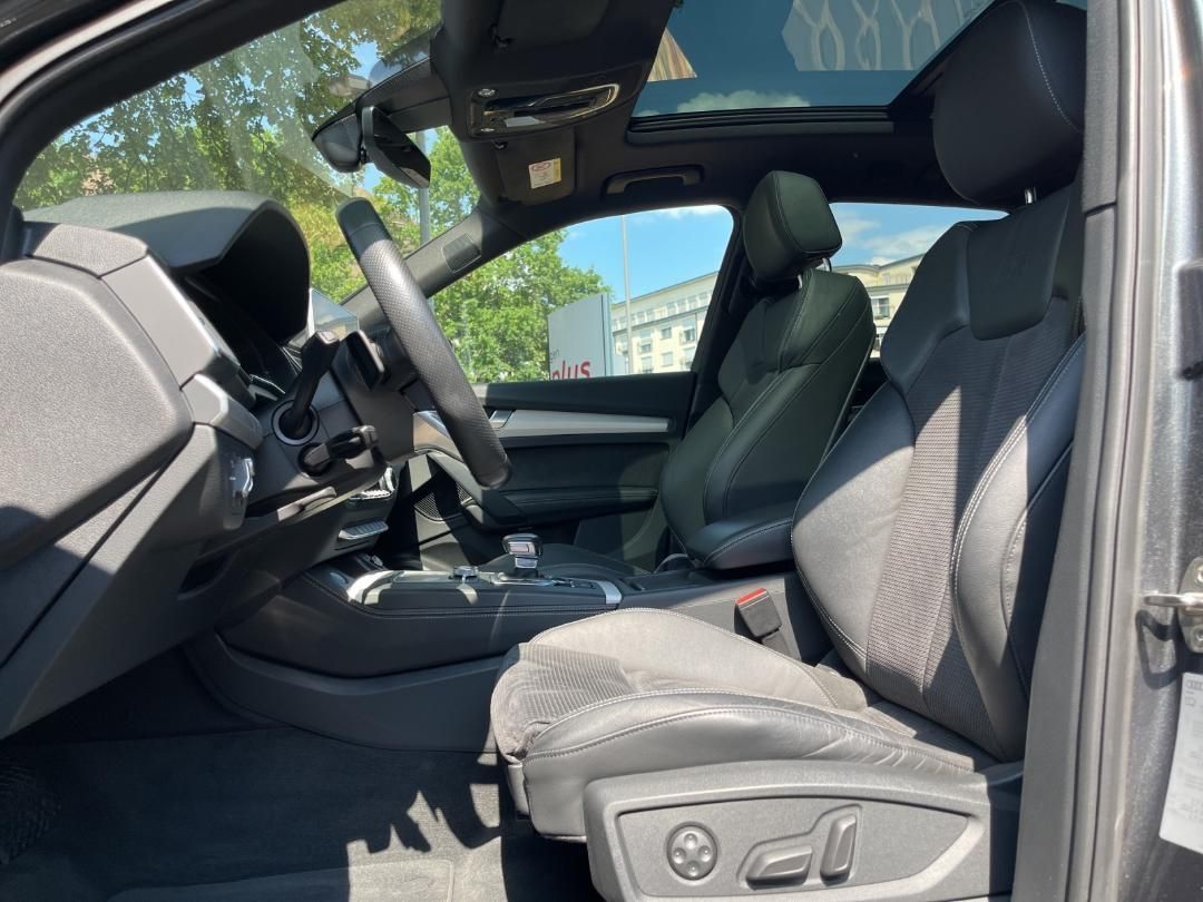 Fahrzeugabbildung Audi Q5 2.0 TFSI e 55 e quattro sport 360,HUD,Kamera