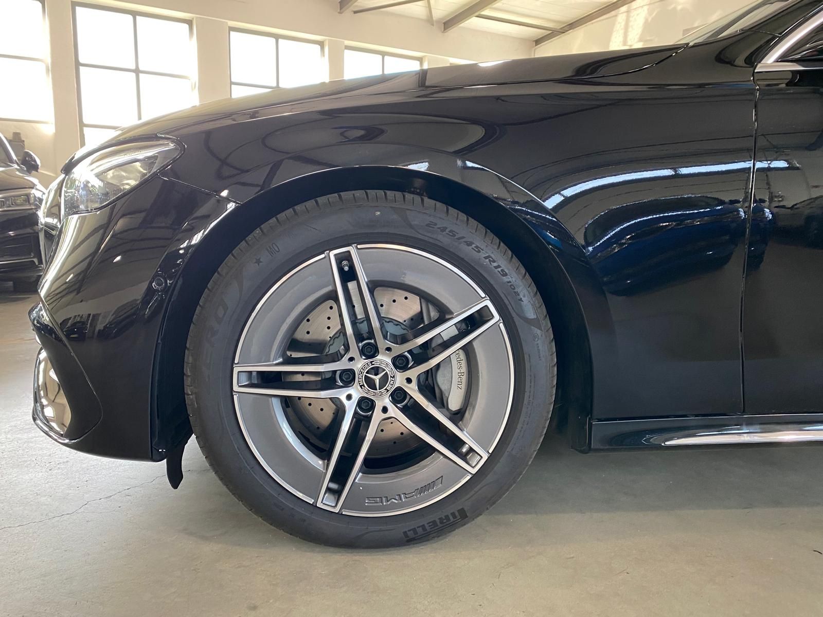 Fahrzeugabbildung Mercedes-Benz E 220 T d AMG Line Advanced/DIS/´19/