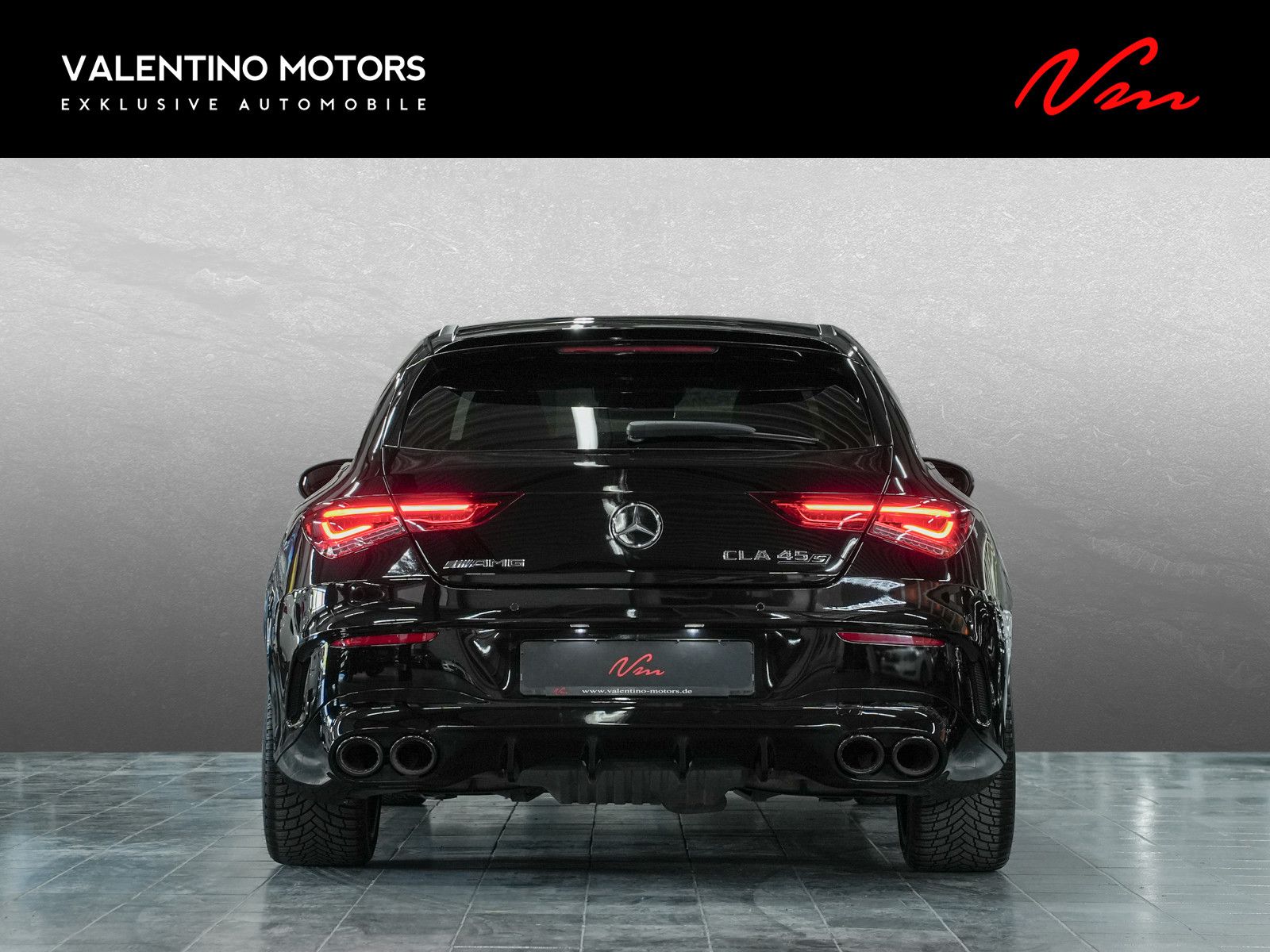 Fahrzeugabbildung Mercedes-Benz CLA 45 AMG Shooting Brake S 4Matic - Panorama