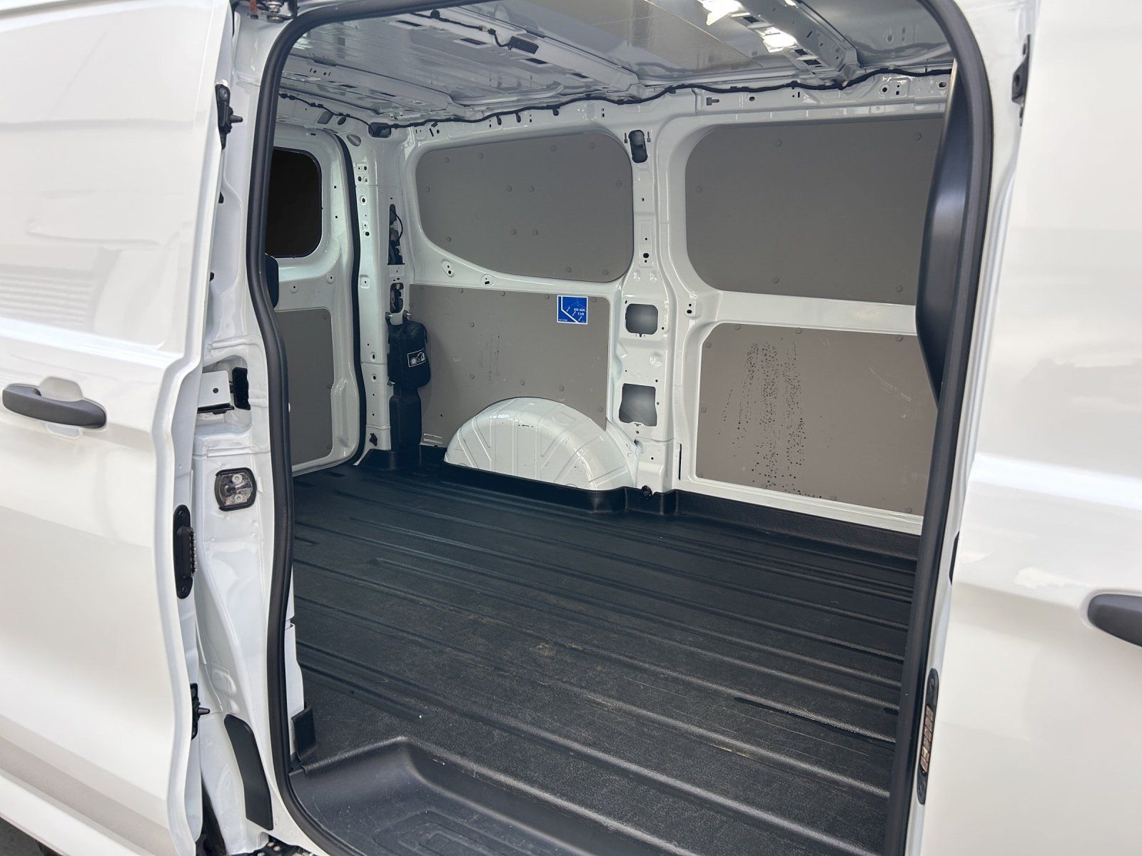 Fahrzeugabbildung Ford Transit Custom Kasten 280 L1 LED/KAMERA/AHK/NAVI