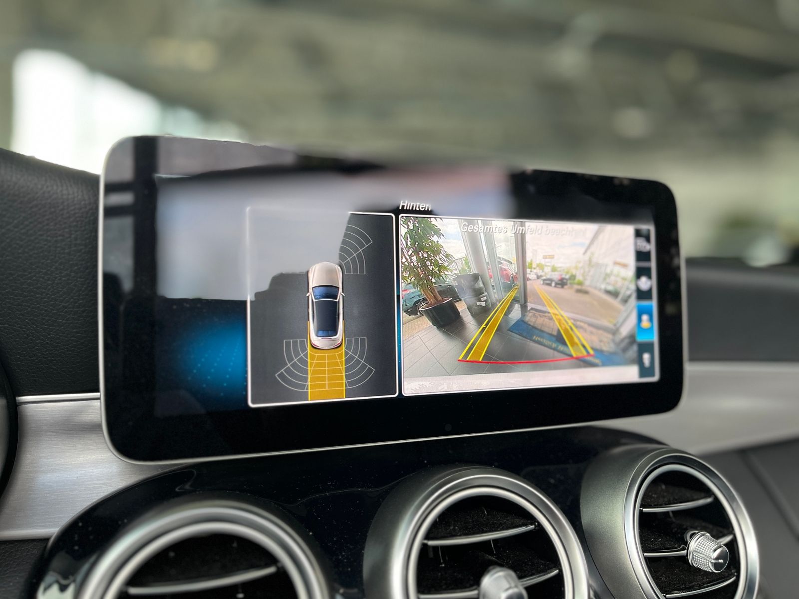 Fahrzeugabbildung Mercedes-Benz C 200 Cabrio AMG Line LED NAV RFK SHZ ALU