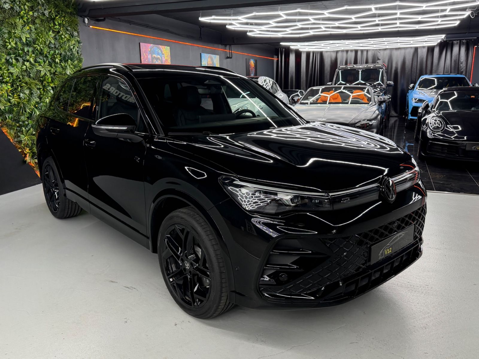 Volkswagen Tiguan NEW 4Motion R-line Pano Leder 360° 142kw imagem 3