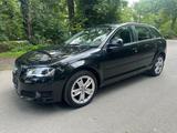 Audi A3 Sportback 1.4 TFSI Ambition Xenon 1.Hand - Audi A3 aus 2009: Ambition