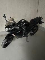 Honda CBR 125 R  - HONDA CBR125R