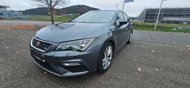 Seat Leon 5F FR 2.0TDI 184PS*AHK*PDC*