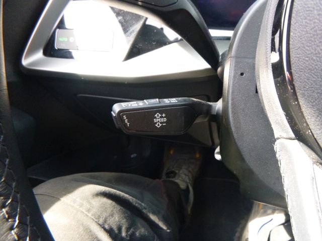 Fahrzeugabbildung Audi A3 Limo 30 TDI >AUT/NAVI/Sitzheiz/PDC<