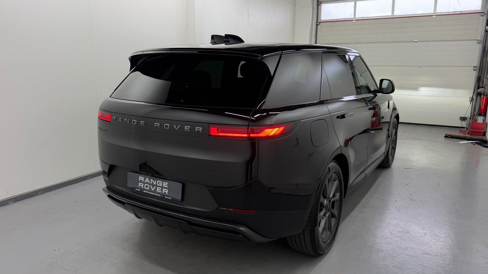 LAND ROVER Range Rover Sport D250 SE Pano Winter – Bild 4