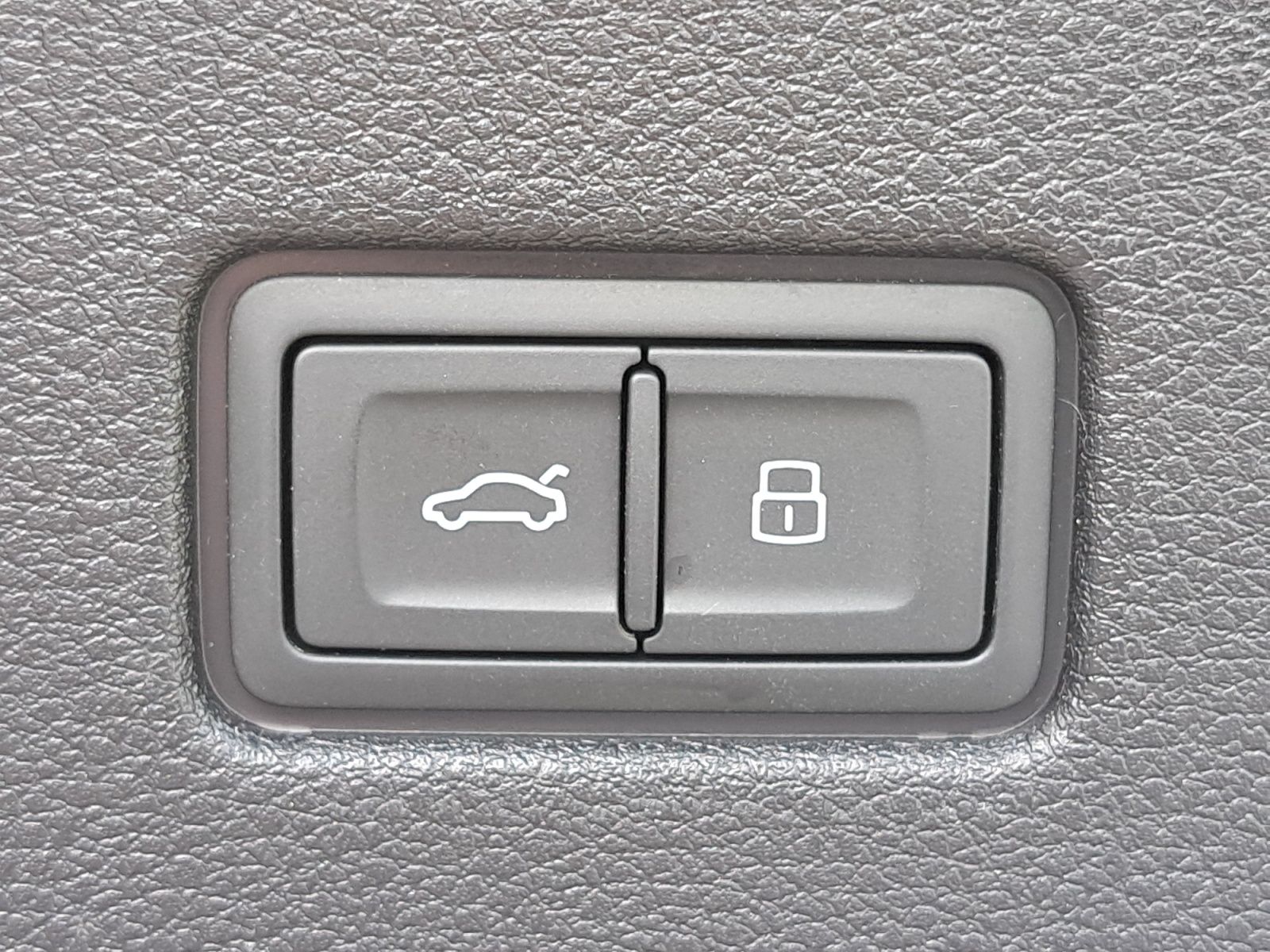 Audi SQ8 - Bild 26