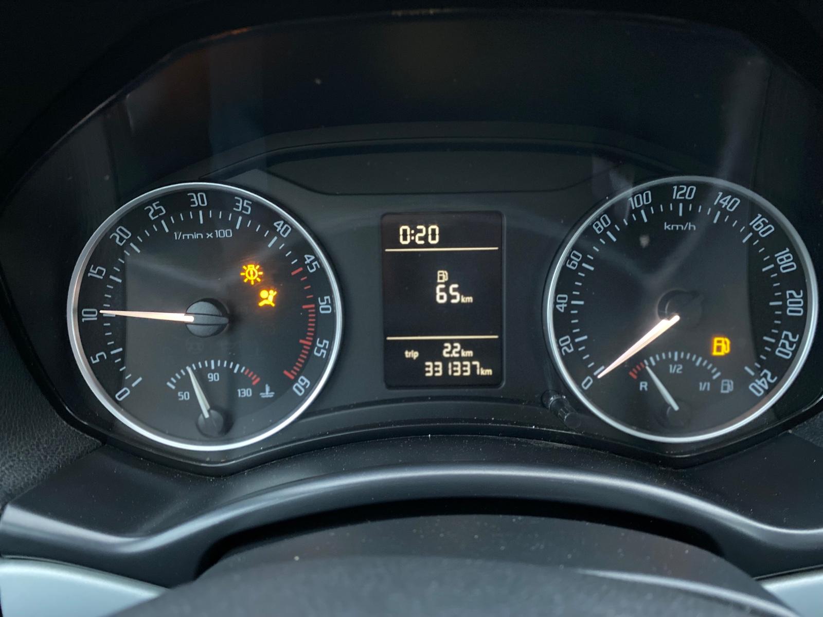 Skoda Octavia 2010 — photo 16