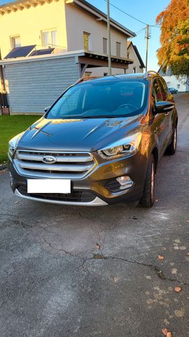 Ford Kuga 1,5 EcoBoost 4x2 110kW COOL & CONNECT C...