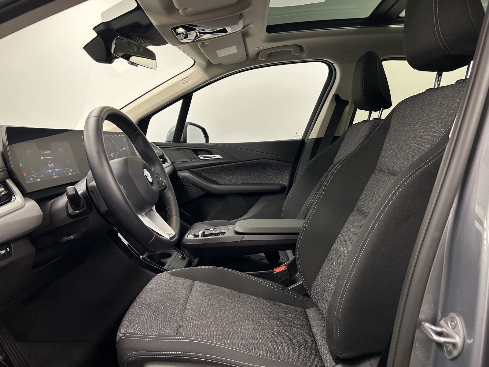 BMW 220i Active Tourer DAB Pano. AHK Komfortzugang foto 4