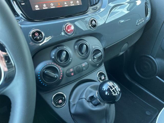 Fahrzeugabbildung Fiat 500 1.0 Mild Hybrid Lounge Tempomat, AppelCarPla