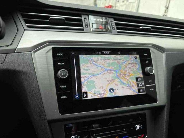 Volkswagen Passat Variant - Bild 6