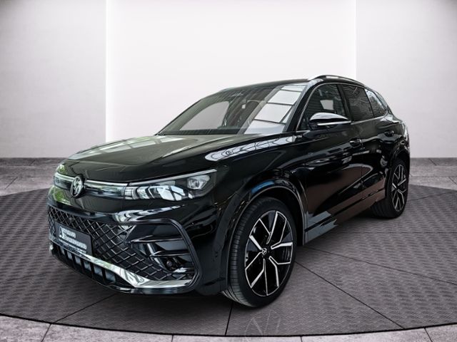 Fahrzeugabbildung Volkswagen Tiguan 1.5 eTSI DSG R-Line STANDHZG HD-MATRIX-LE