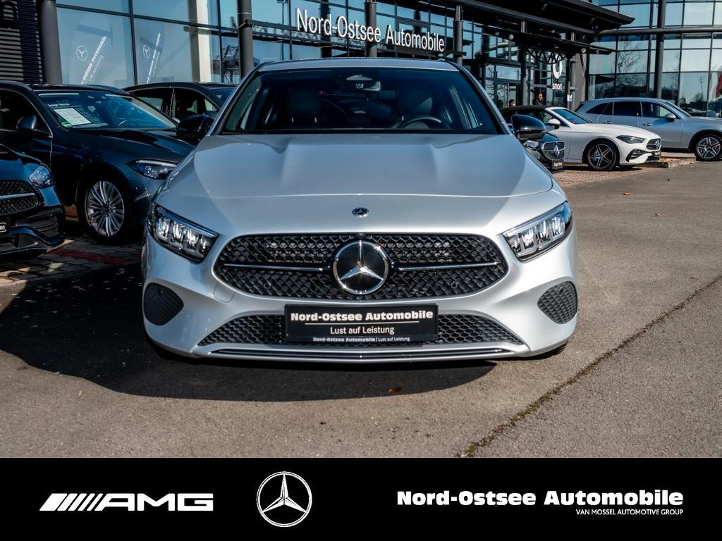 Mercedes-Benz A 200 PROGRESSIVE ADV. NIGHT KAMERA NAVI LED
