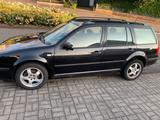 Volkswagen Golf4,IV, 1.6 Variant - Volkswagen Golf aus 2000: Variant