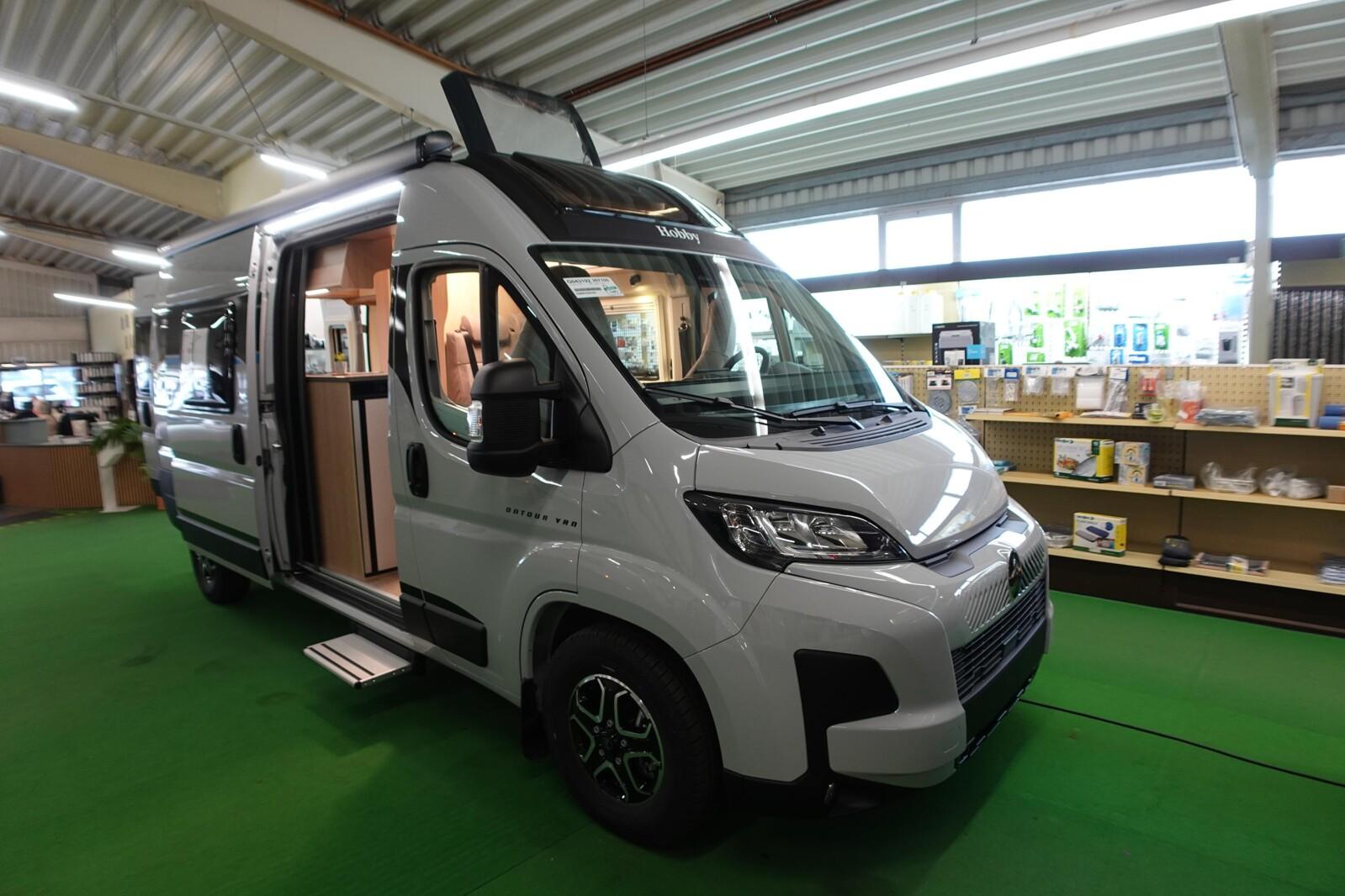 Hobby OnTour Van 600 FT 2026 / Automatik / Neues Bad 