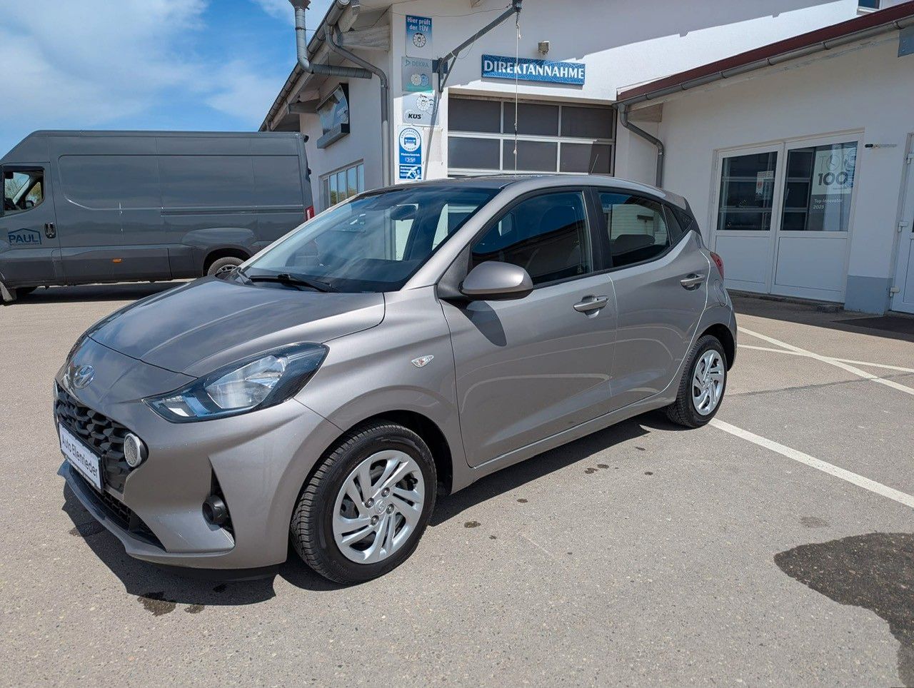 HYUNDAI i10