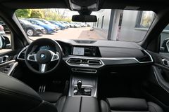 Fahrzeugabbildung BMW X5 40i xDrive M-Sport*LED*CAM*22"*ShadowLine