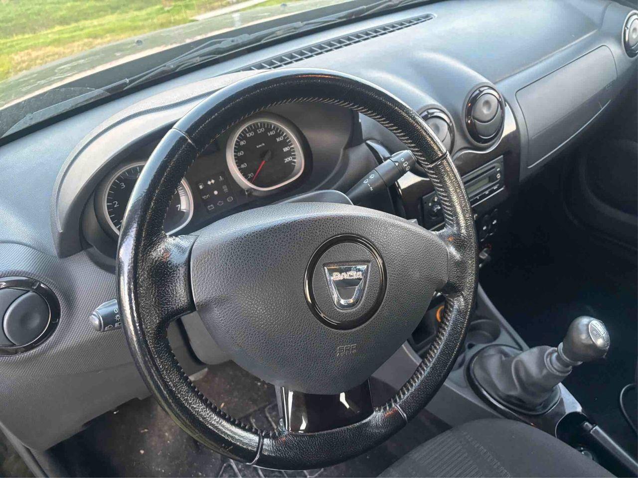 Dacia Duster 2011 — photo 11