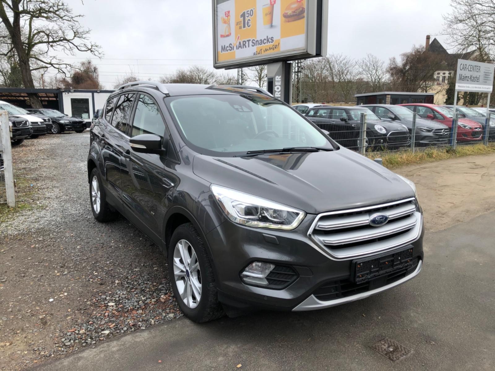 Ford Kuga 1.5 Titanium 4WD Eco.PDC.AHK.Kamera SHZ MFL